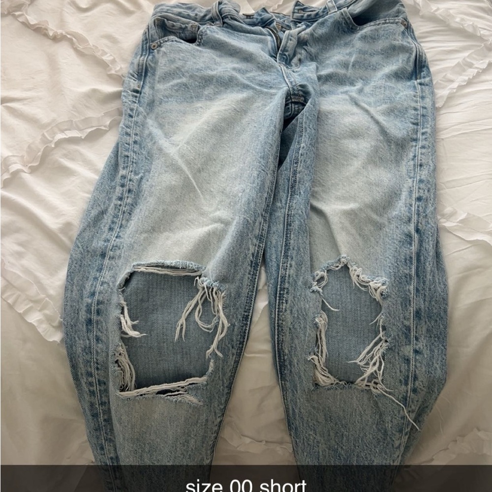American Eagle Distressed Jeans